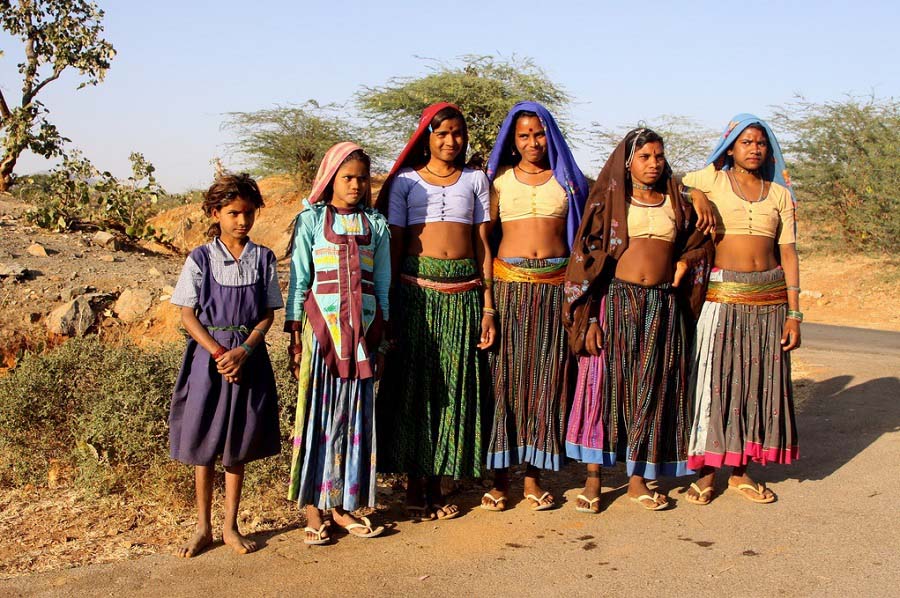 garasia-tribal-women-gujarat-india